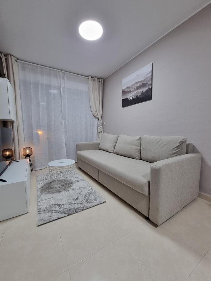 Luxury Evita Apartments In Torrevieja Dış mekan fotoğraf